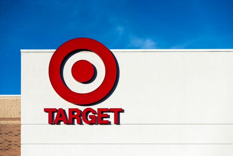 Target 🎯 a rare buying opportunity? | WMT COST TGT Stock Analysis | Best Retailer Stock To Buy in 2022